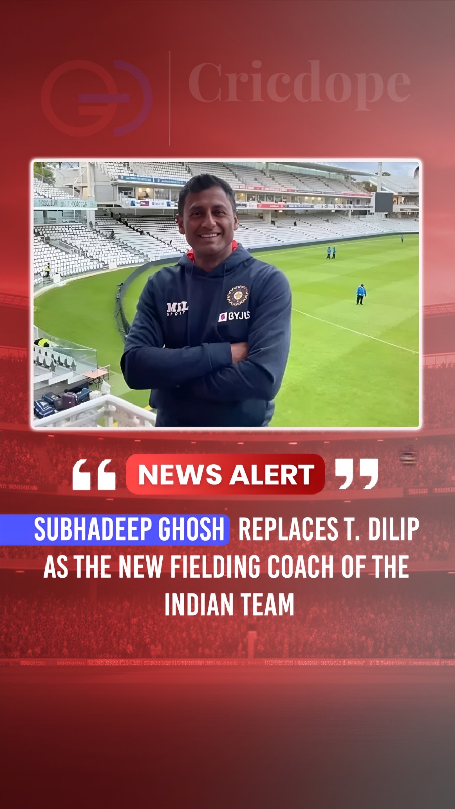 🇮🇳 Subhadeep Ghosh replaces T. Dilip as Team India's new fielding coach. 🏏🔥